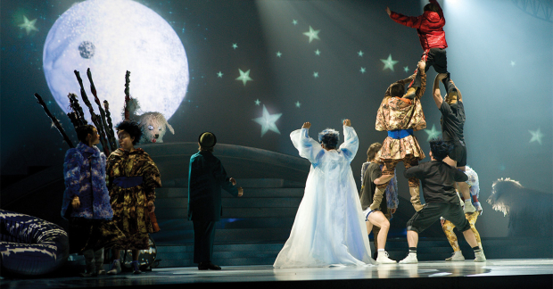 Cirque Du Soleil - Twas The Night Before at Madison Square Garden